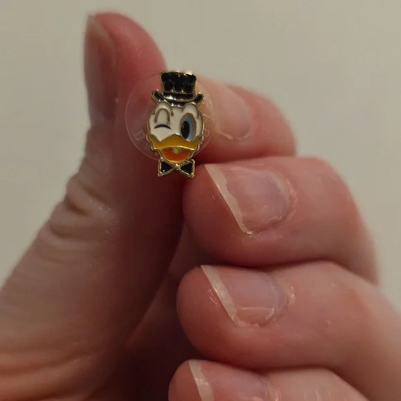 Baublebar Disney Donald and Daisy Bride/Groom Earrings - Picture 3 of 4